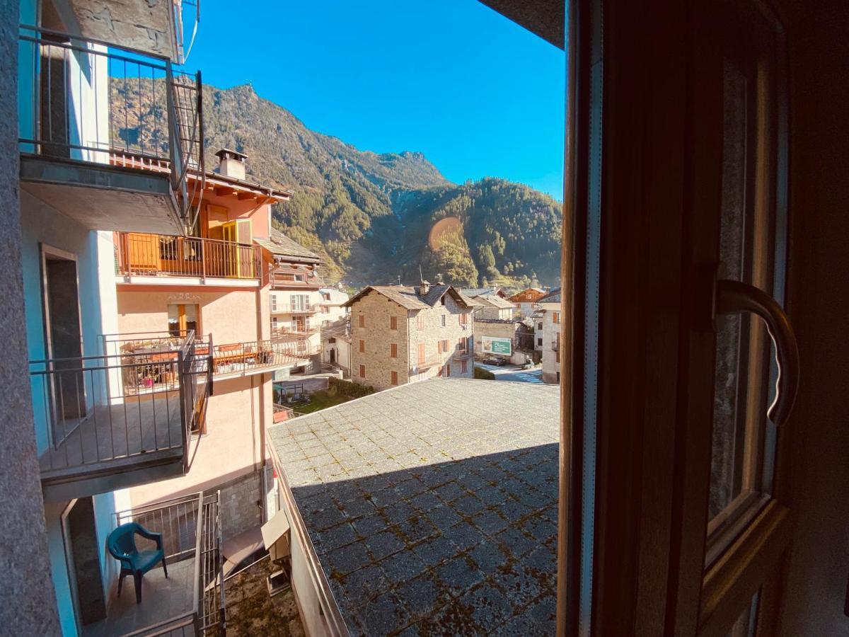 Residence Pizzo Scalino Chiesa in Valmalenco Extérieur photo